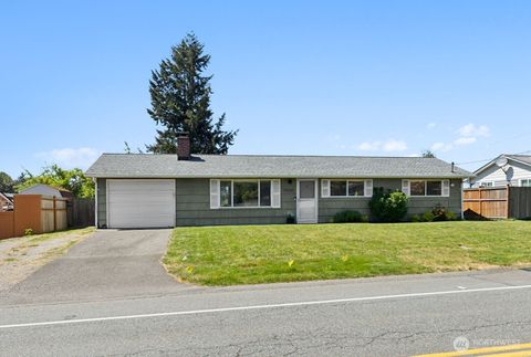 Photo of 17035 128th Avenue SE, Renton, WA 98058 (MLS # 2523099)