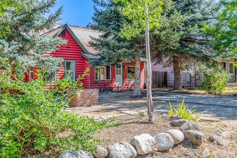 Photo of 210 Prospect St ST, Leavenworth, WA 98826 (MLS # 2550239)
