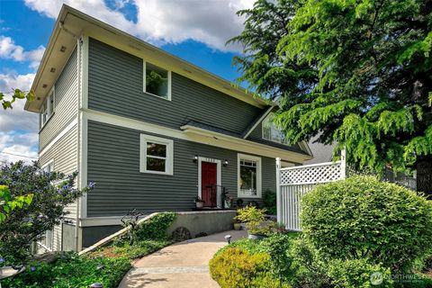 Photo of 1225 9th Avenue W, Seattle, WA 98119 (MLS # 2523735)