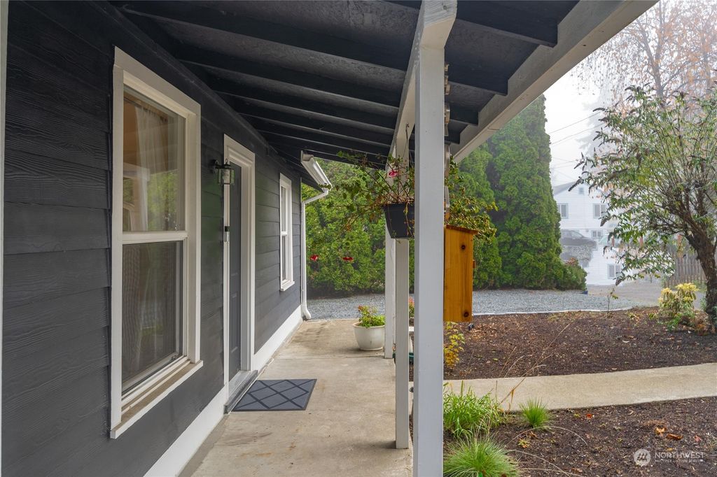 Photo of 3906 S 113th Street, Tukwila, WA 98168 (MLS # 2183029)