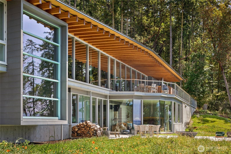 4415 West Side Road