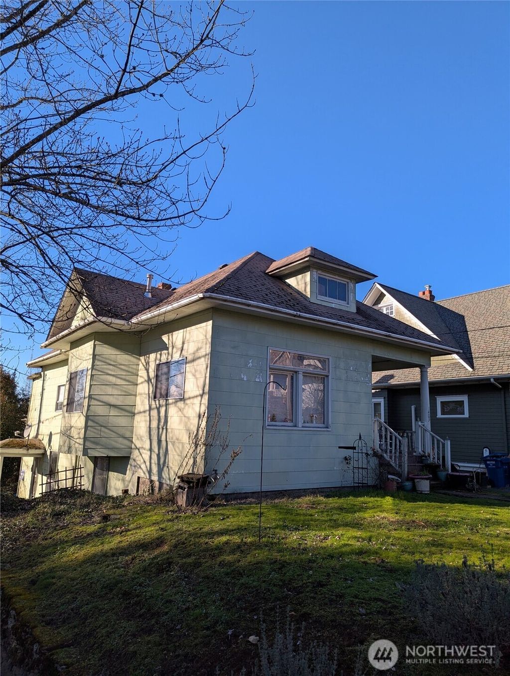 Photo of 1403 31st Avenue, Seattle, WA 98122 (MLS # 2475004)