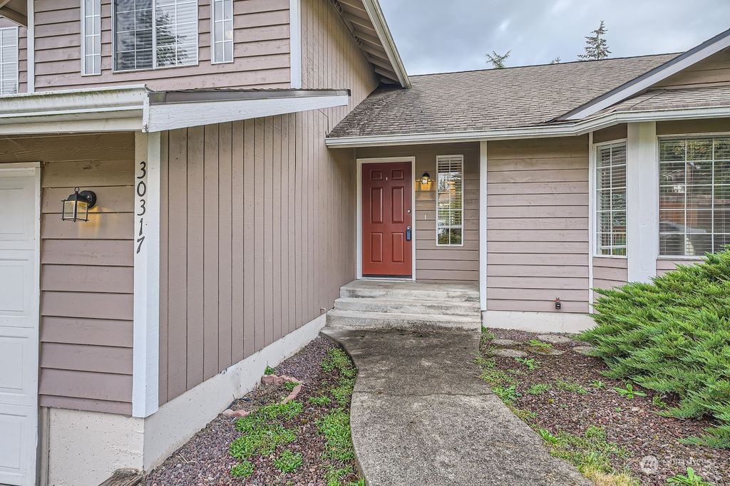 Photo of 30317 24th Place S, Federal Way, WA 98003 (MLS # 2295202)