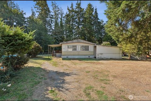 Photo of 8102 156th Court E #34, Puyallup, WA 98375 (MLS # 2469457)