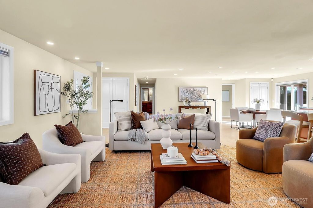 Photo of 624 Alder Street, Edmonds, WA 98020 (MLS # 2482302)