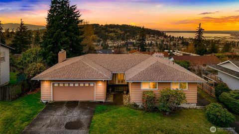 Photo of 817 Racine Street, Bellingham, WA 98229 (MLS # 2499661)