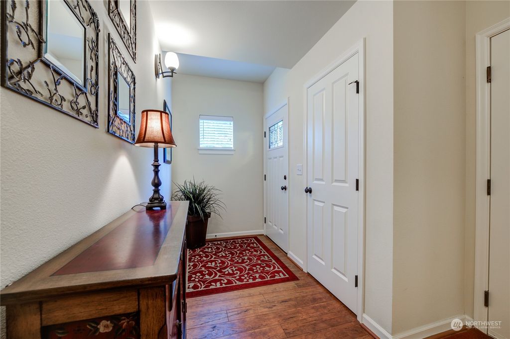 Photo of 320 Chelan Place NE #H2, Renton, WA 98059 (MLS # 2163344)