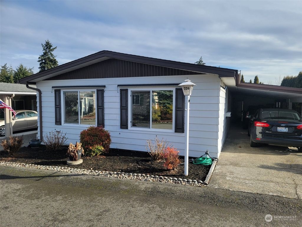 Photo of 2500 Alder Street #226, Milton, WA 98354 (MLS # 2039079)