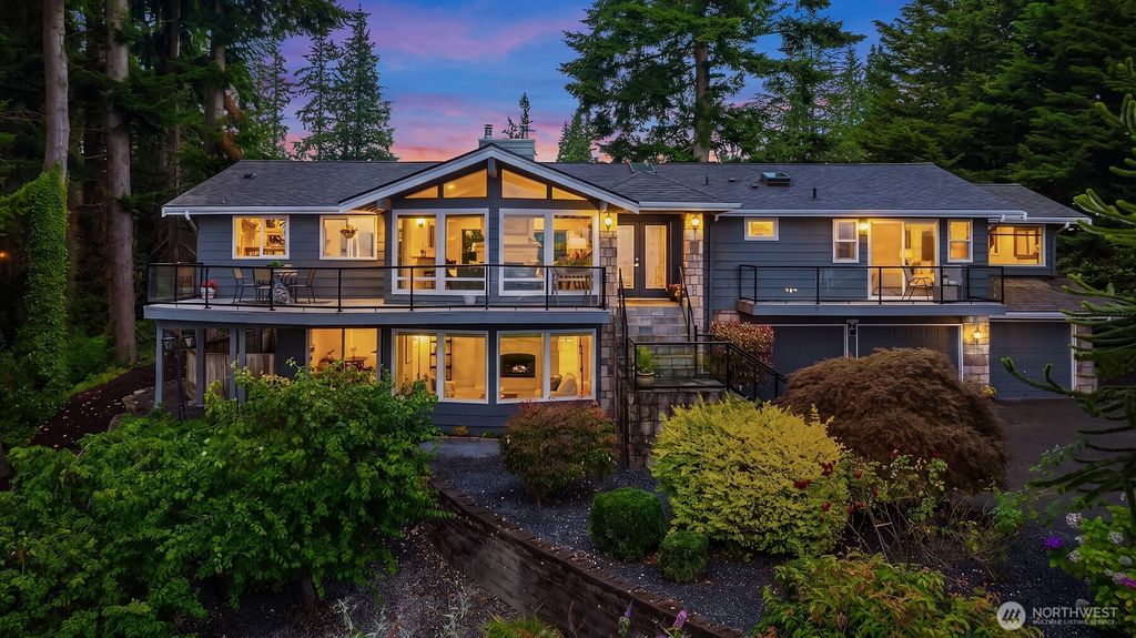 Photo of 310 Skyline Drive, Edmonds, WA 98020 (MLS # 2552898)