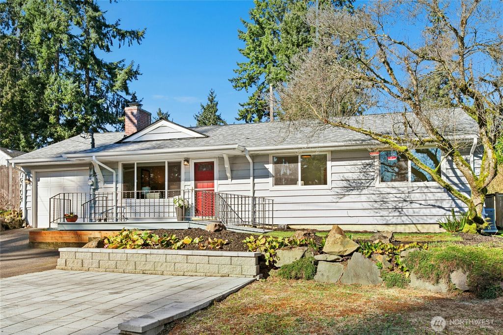 Photo of 16326 Lake Hills Boulevard, Bellevue, WA 98008 (MLS # 2478807)