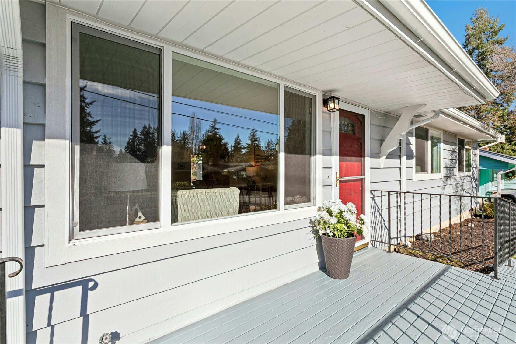 16326 Lake Hills Boulevard