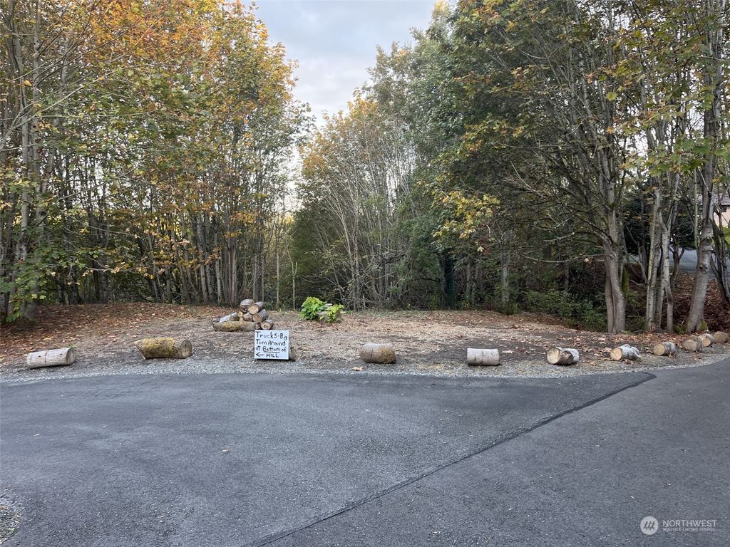 Photo of 30711 28th Avenue SW, Federal Way, WA 98023 (MLS # 2250956)