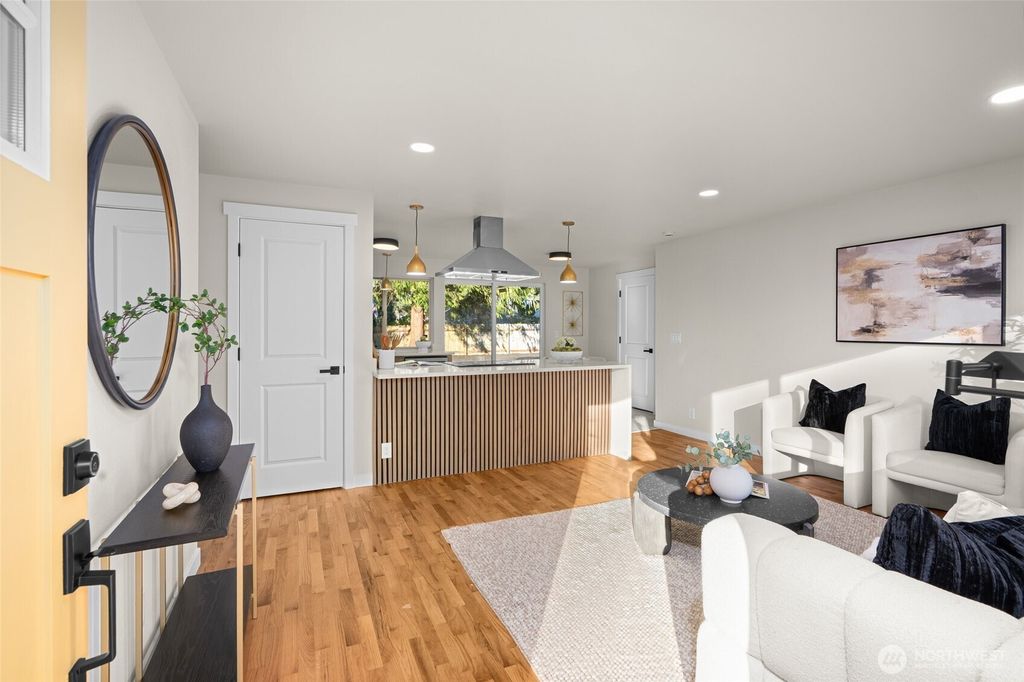 Photo of 21105 7th Avenue W, Bothell, WA 98021 (MLS # 2471329)