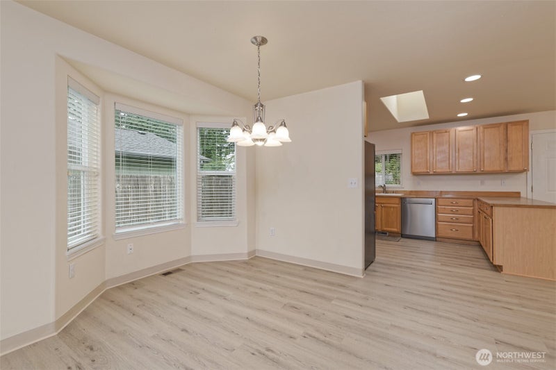 30 E Larch Place