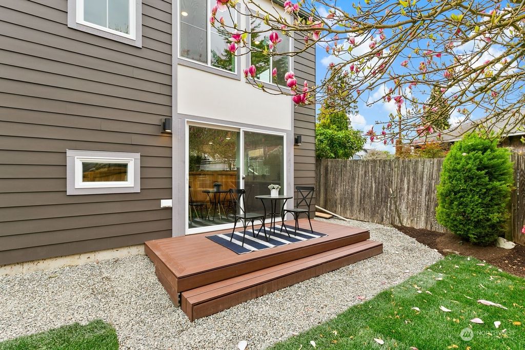 Photo of 11217 Dayton Avenue N, Seattle, WA 98133 (MLS # 2221588)