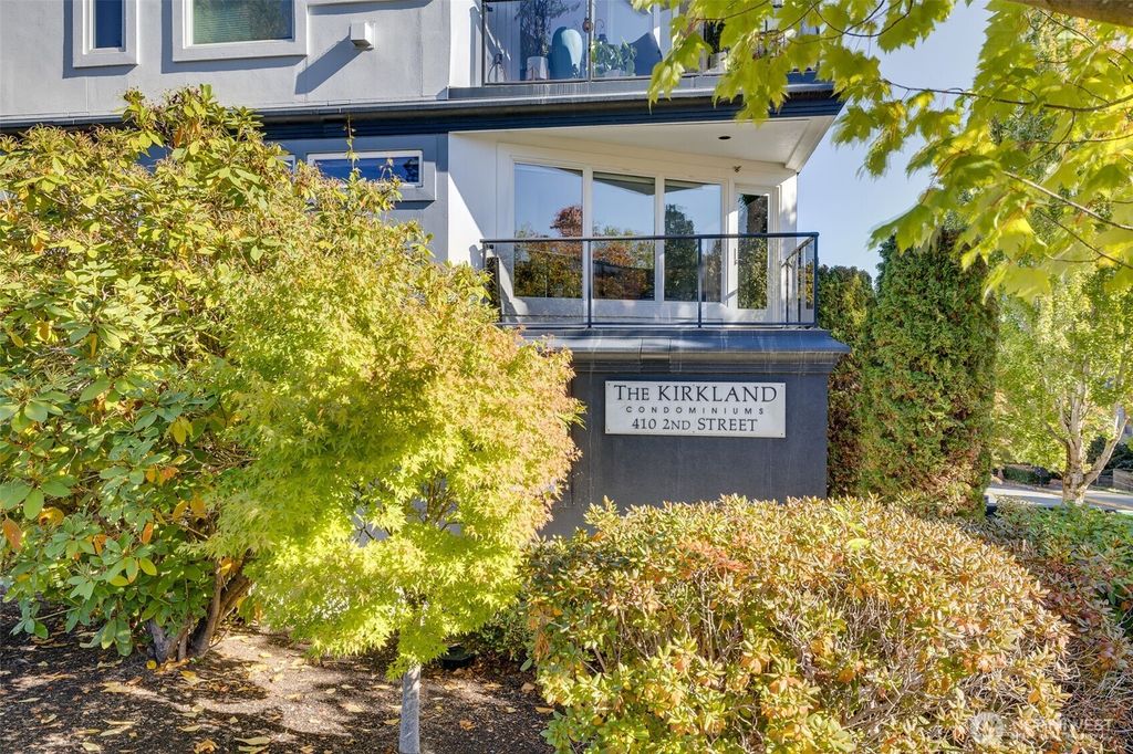 Photo of 410 2nd Street #A, Kirkland, WA 98033 (MLS # 2446904)