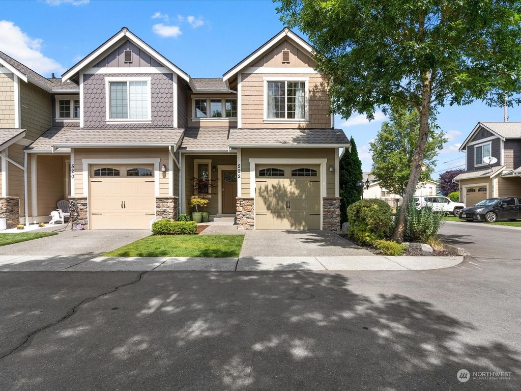 Photo of 522 Pearl Street, Snohomish, WA 98290 (MLS # 2135935)