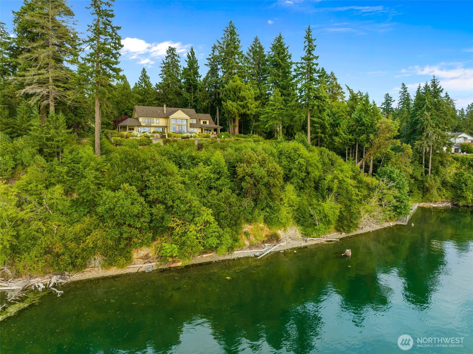 9447 Johnson Point Loop NE