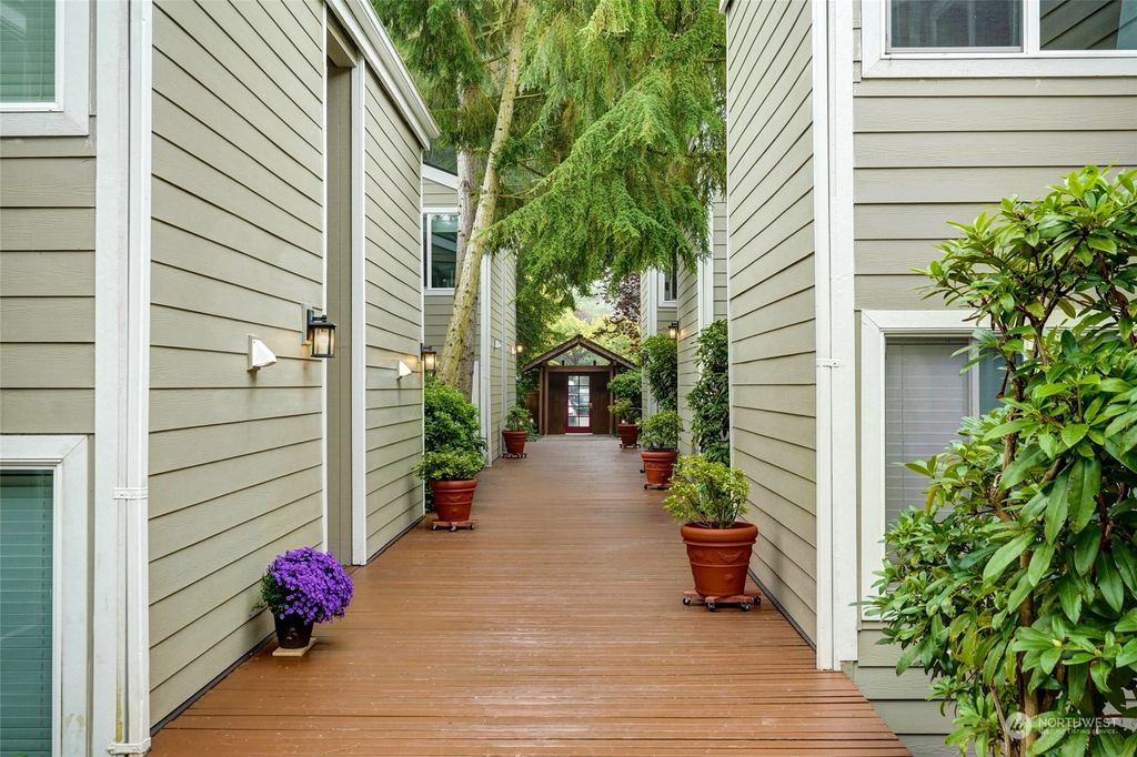 Photo of 7901 196th Street SW #4, Edmonds, WA 98026 (MLS # 2274345)