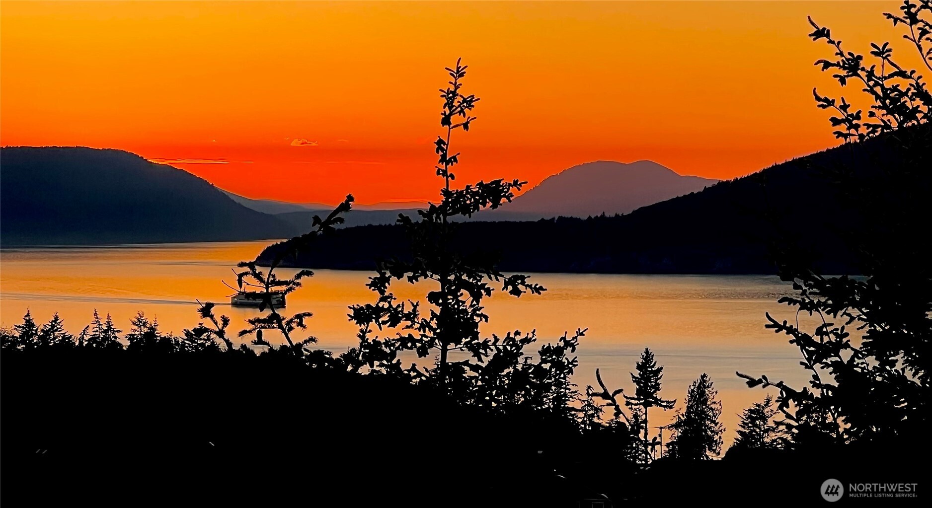 Anacortes, Washington, 98221, United States, 3 Bedrooms Bedrooms, ,3 BathroomsBathrooms,Residential,Active,2013654