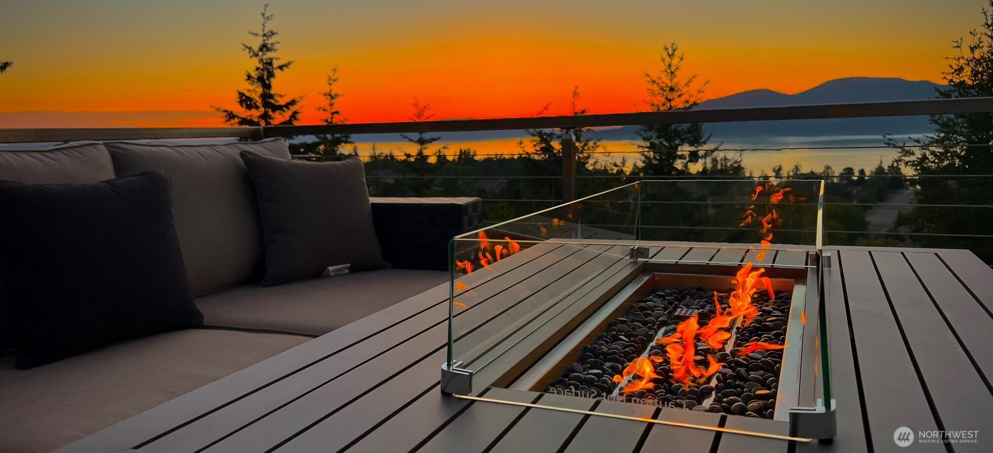 Anacortes, Washington, 98221, United States, 3 Bedrooms Bedrooms, ,3 BathroomsBathrooms,Residential,Active,2013654