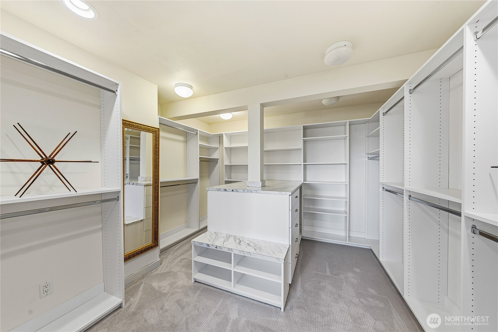Anacortes, Washington, 98221, United States, 3 Bedrooms Bedrooms, ,3 BathroomsBathrooms,Residential,Active,2013654