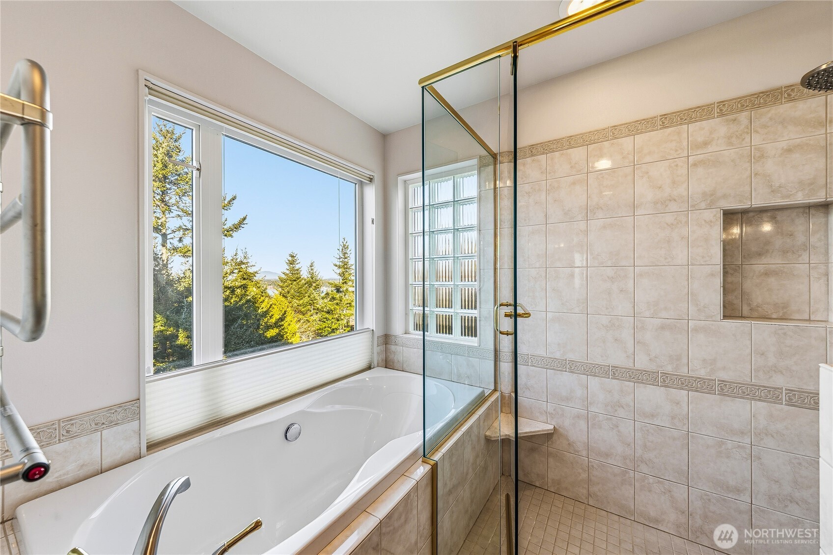 Anacortes, Washington, 98221, United States, 3 Bedrooms Bedrooms, ,3 BathroomsBathrooms,Residential,Active,2013654