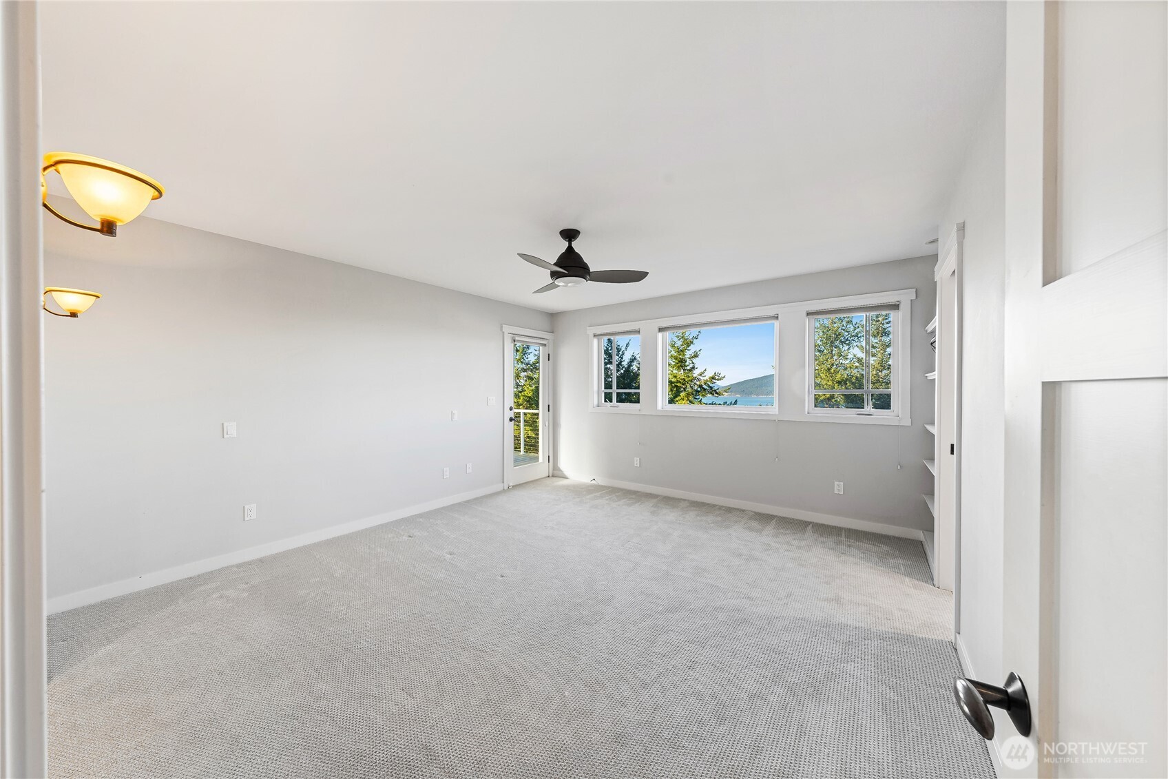Anacortes, Washington, 98221, United States, 3 Bedrooms Bedrooms, ,3 BathroomsBathrooms,Residential,Active,2013654
