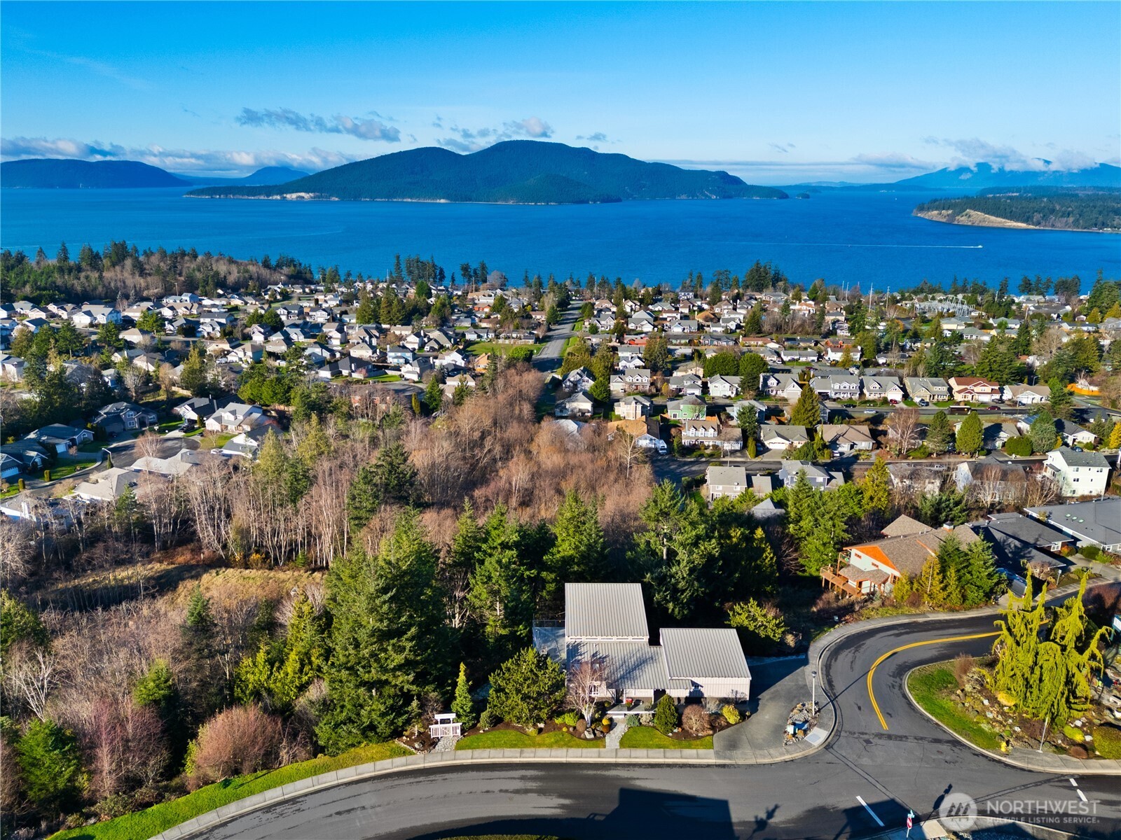 Anacortes, Washington, 98221, United States, 3 Bedrooms Bedrooms, ,3 BathroomsBathrooms,Residential,Active,2013654