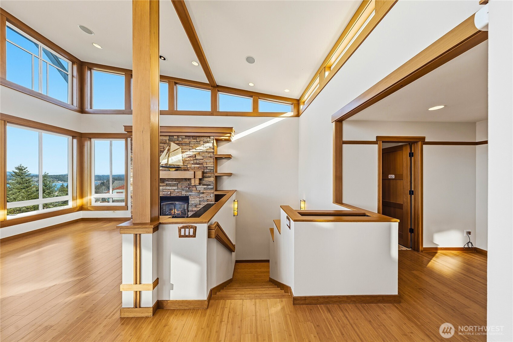 Anacortes, Washington, 98221, United States, 3 Bedrooms Bedrooms, ,3 BathroomsBathrooms,Residential,Active,2013654