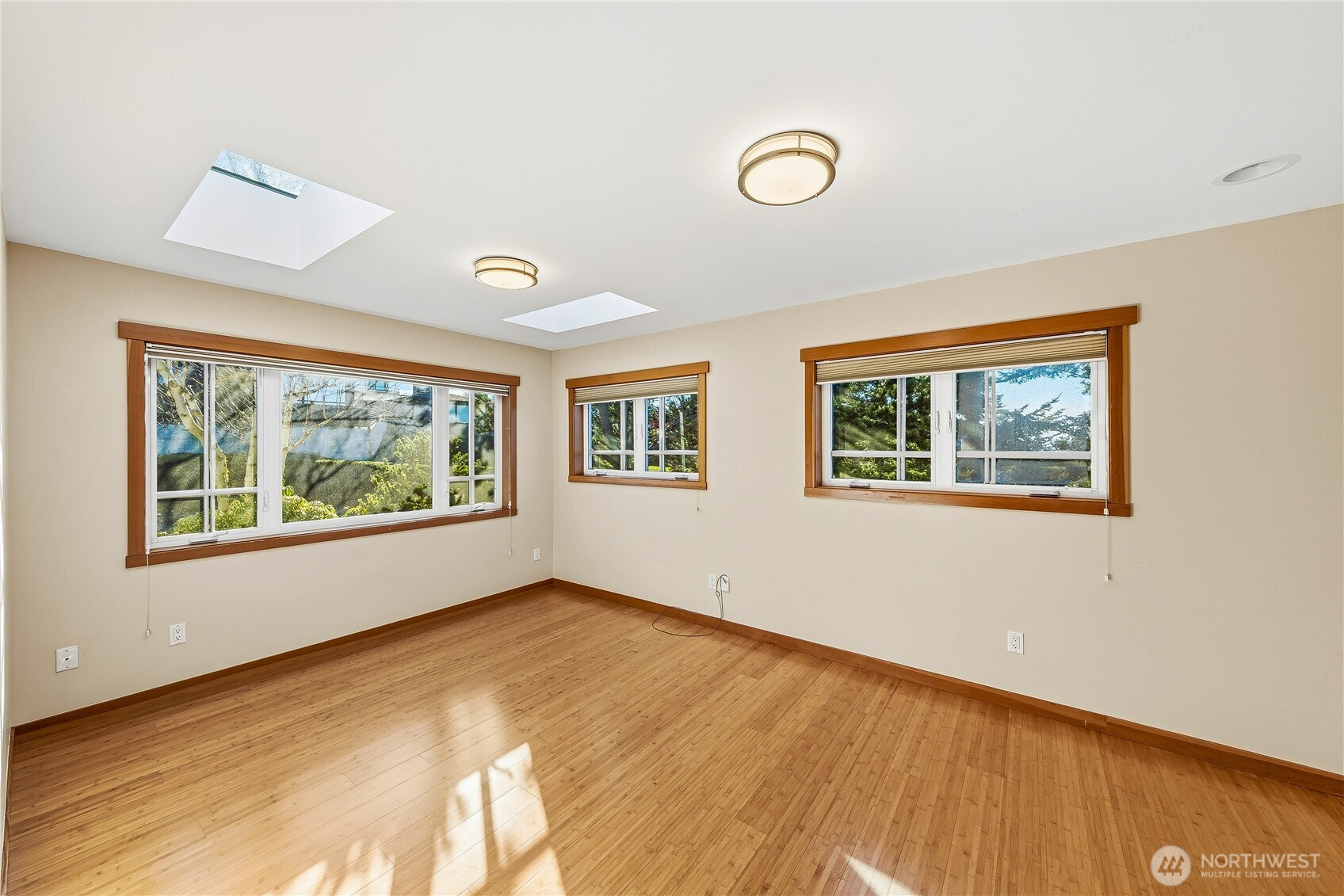 Anacortes, Washington, 98221, United States, 3 Bedrooms Bedrooms, ,3 BathroomsBathrooms,Residential,Active,2013654