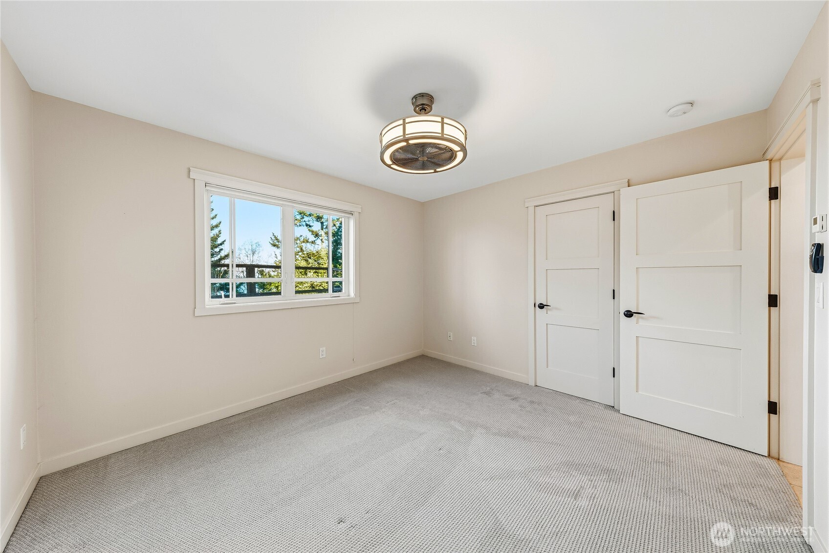Anacortes, Washington, 98221, United States, 3 Bedrooms Bedrooms, ,3 BathroomsBathrooms,Residential,Active,2013654