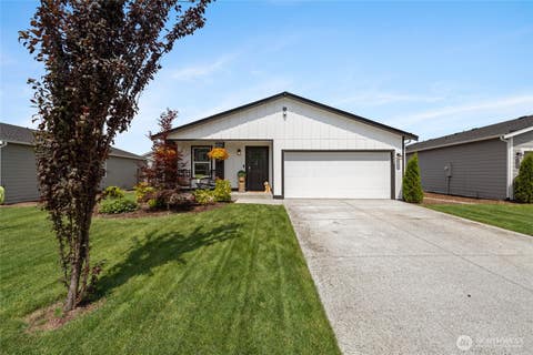 Photo of 13485 195th Street E, Graham, WA 98338 (MLS # 2561296)