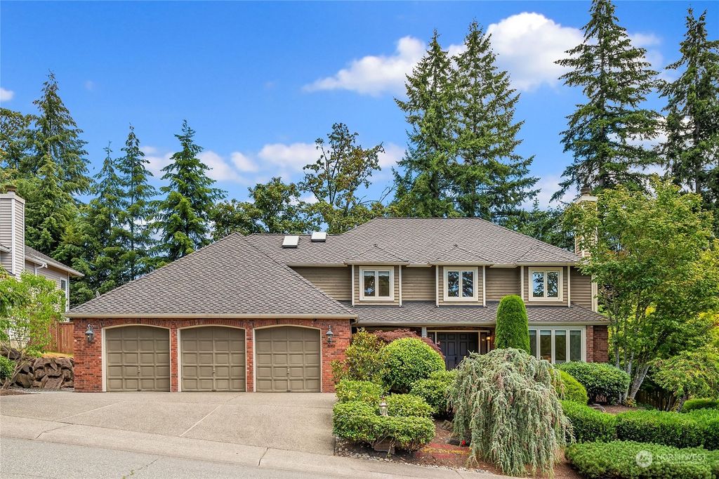 Photo of 8002 148th Avenue SE, Newcastle, WA 98059 (MLS # 2271224)