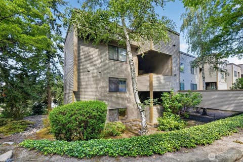 Photo of 4895 76th Street SW #D701, Mukilteo, WA 98275 (MLS # 2505918)