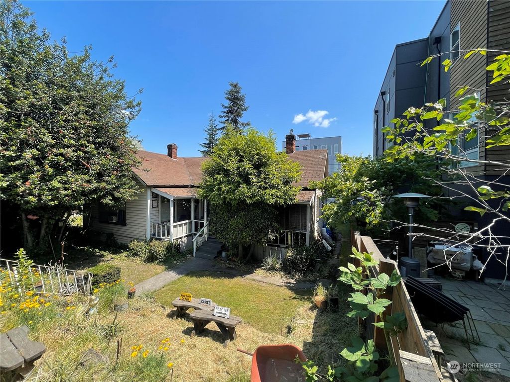 Photo of 6722 Corson Avenue S, Seattle, WA 98108 (MLS # 2075935)