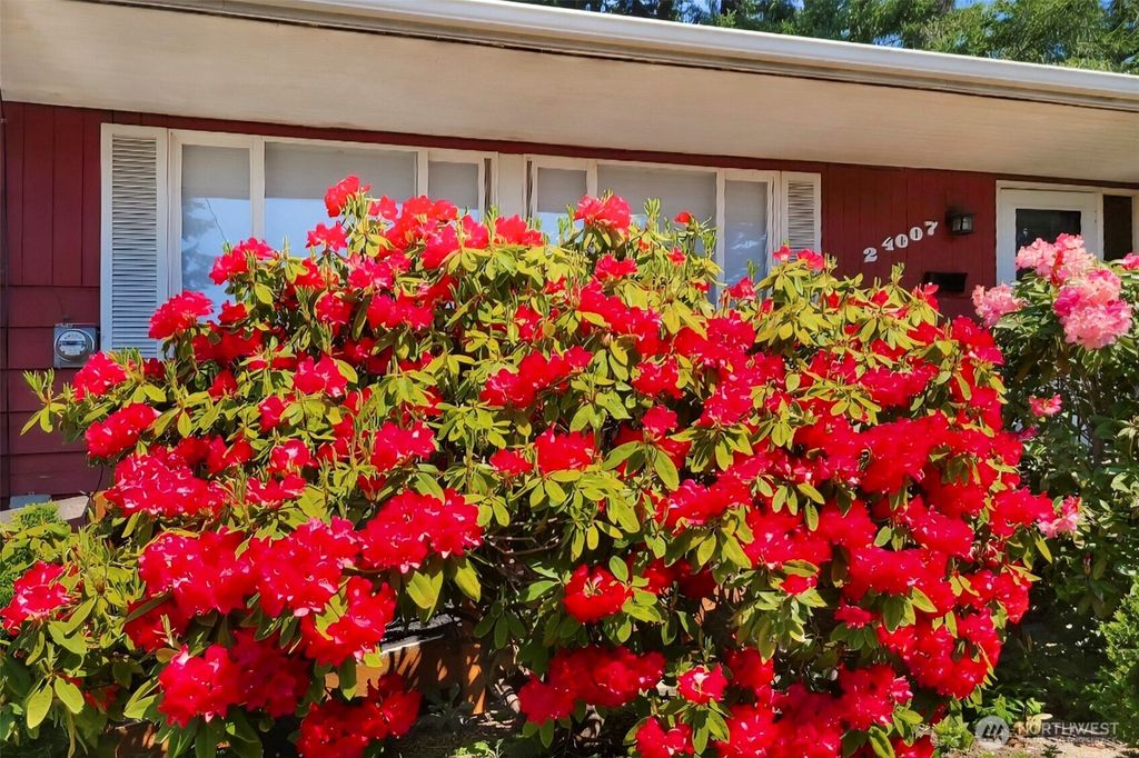 Photo of 24007 44th Avenue W, Mountlake Terrace, WA 98043 (MLS # 2453194)