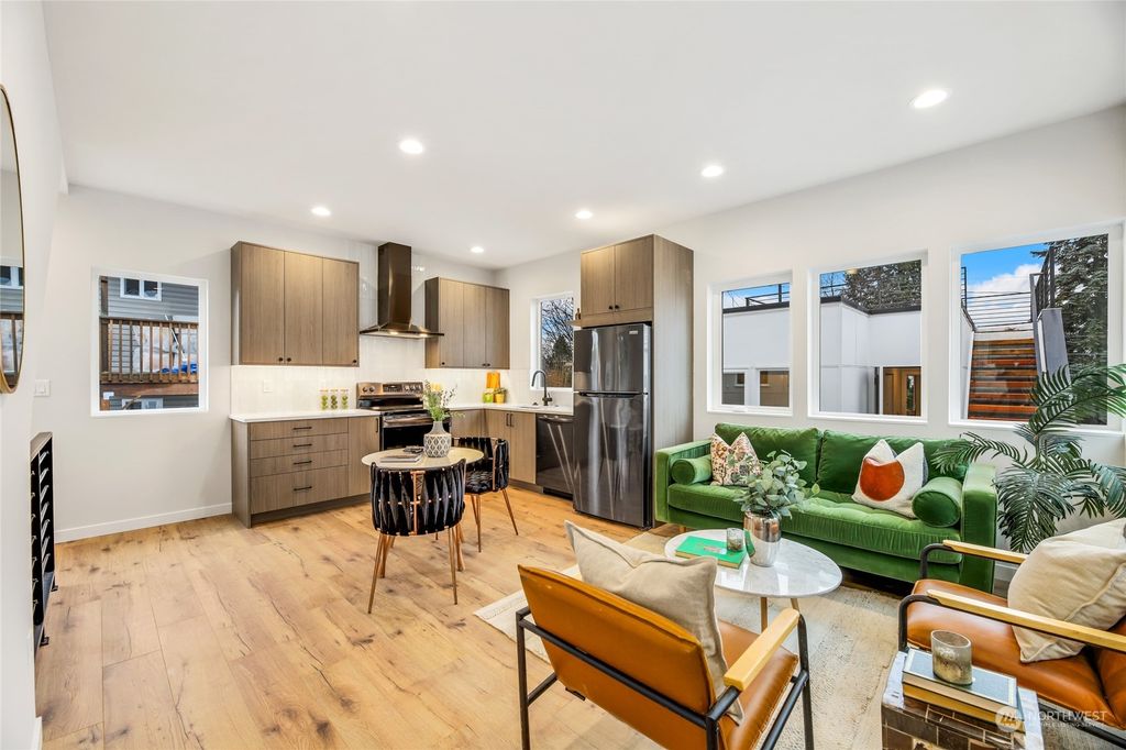 Photo of 2911 13th Avenue S, Seattle, WA 98144 (MLS # 2183935)