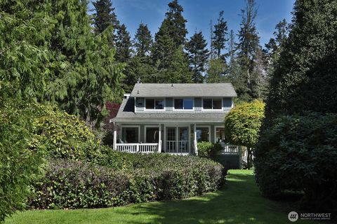 1868 Foliage Street Freeland WA 98249