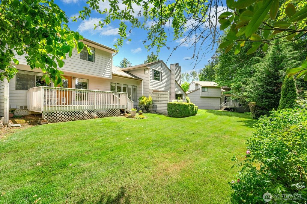 Photo of 3 143rd Avenue SE, Bellevue, WA 98007 (MLS # 2393173)