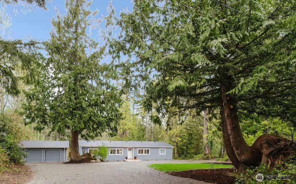 Photo of 21579 Howard Avenue NE, Kingston, WA 98346 (MLS # 2506441)