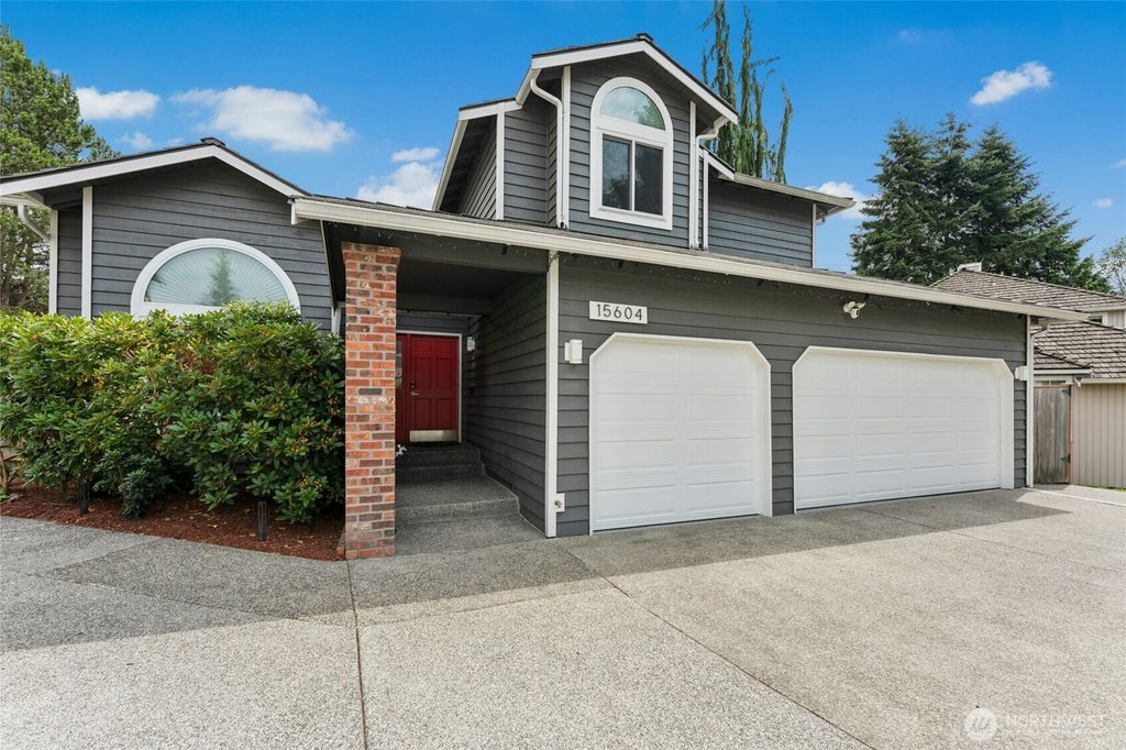 Photo of 15604 111th Avenue NE, Bothell, WA 98011 (MLS # 2547259)