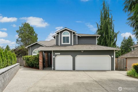 Photo of 15604 111th Avenue NE, Bothell, WA 98011 (MLS # 2547259)