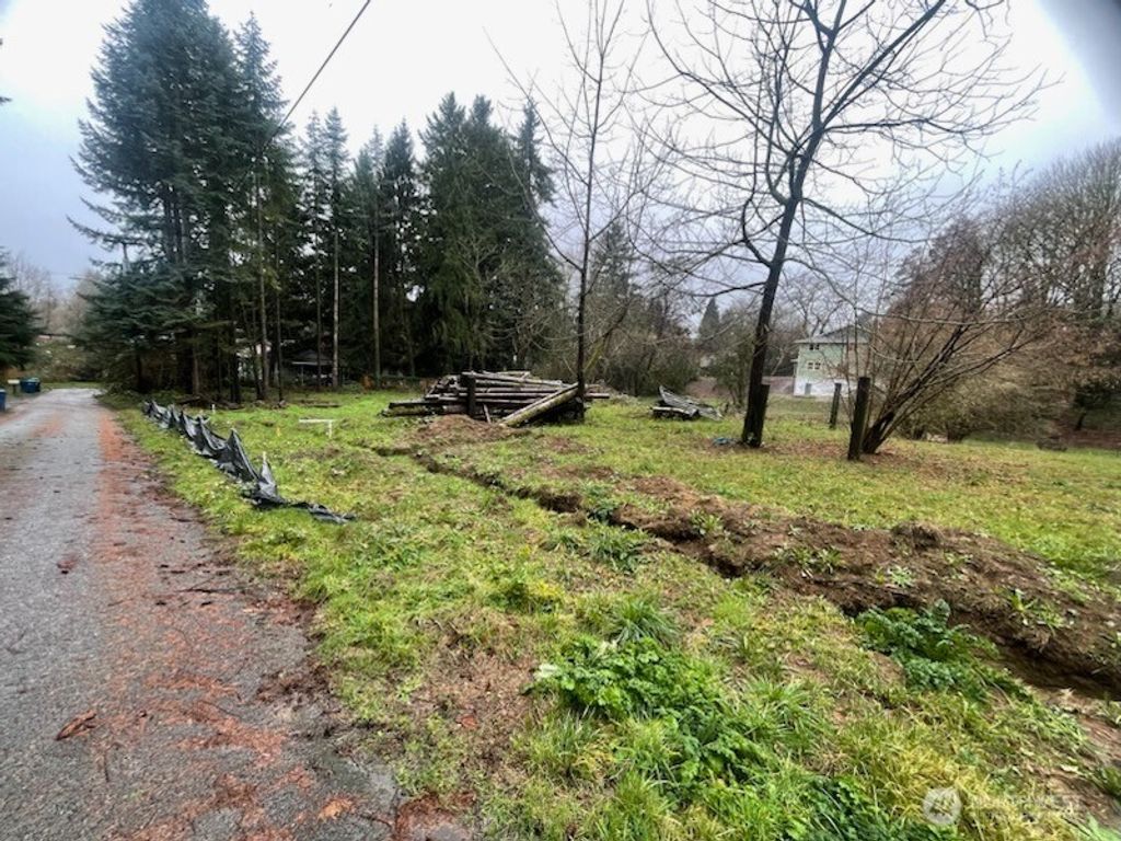 Photo of 0 Steele Street #Lot 2, Olympia, WA 98501 (MLS # 2463901)