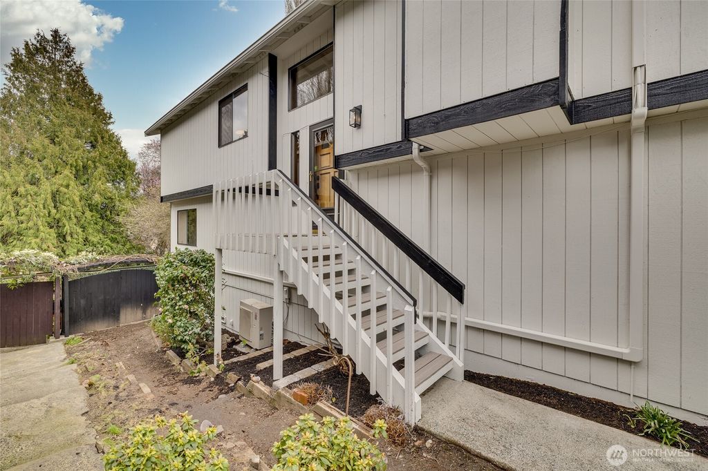 Photo of 9012 6th Avenue NW, Seattle, WA 98117 (MLS # 2491231)