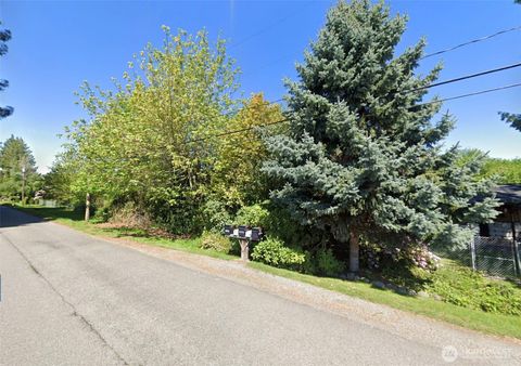 Photo of 11650 SE 188 th Street Ct, Renton, WA 98058 (MLS # 2513035)