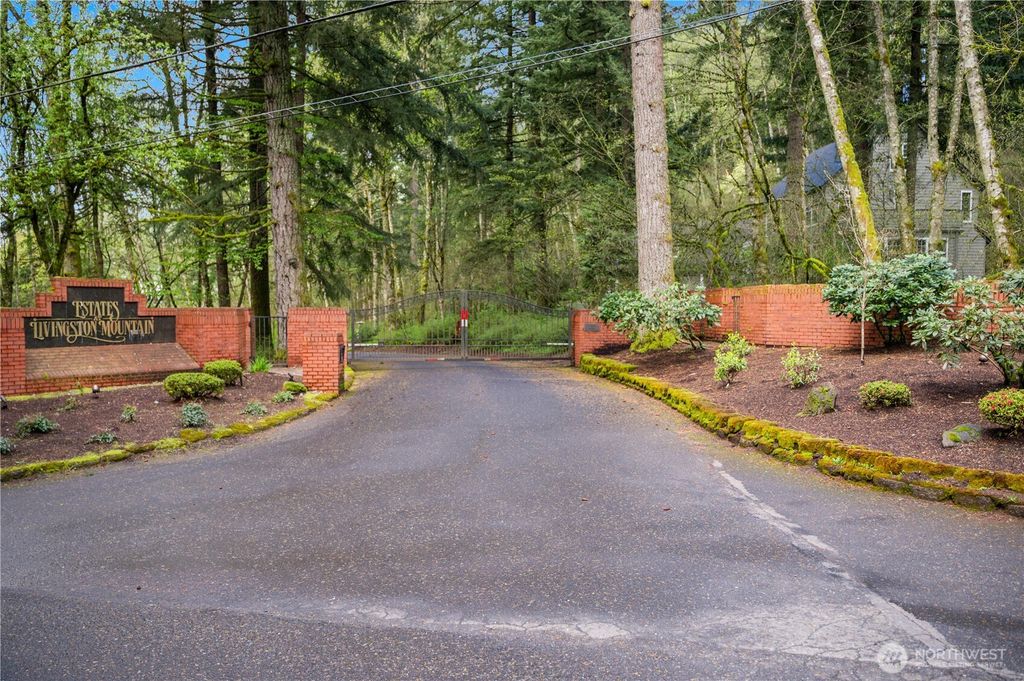 Photo of 278 xx NE 66th Street, Camas, WA 98067 (MLS # 2514953)