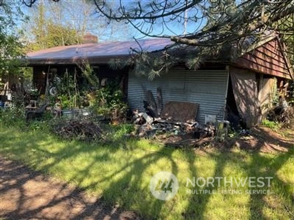 Photo of 12534 5th Avenue NE, Seattle, WA 98125 (MLS # 2153733)