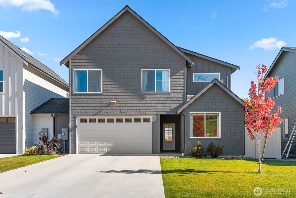 Photo of 143 Sienna Road, Wenatchee, WA 98801 (MLS # 2486313)