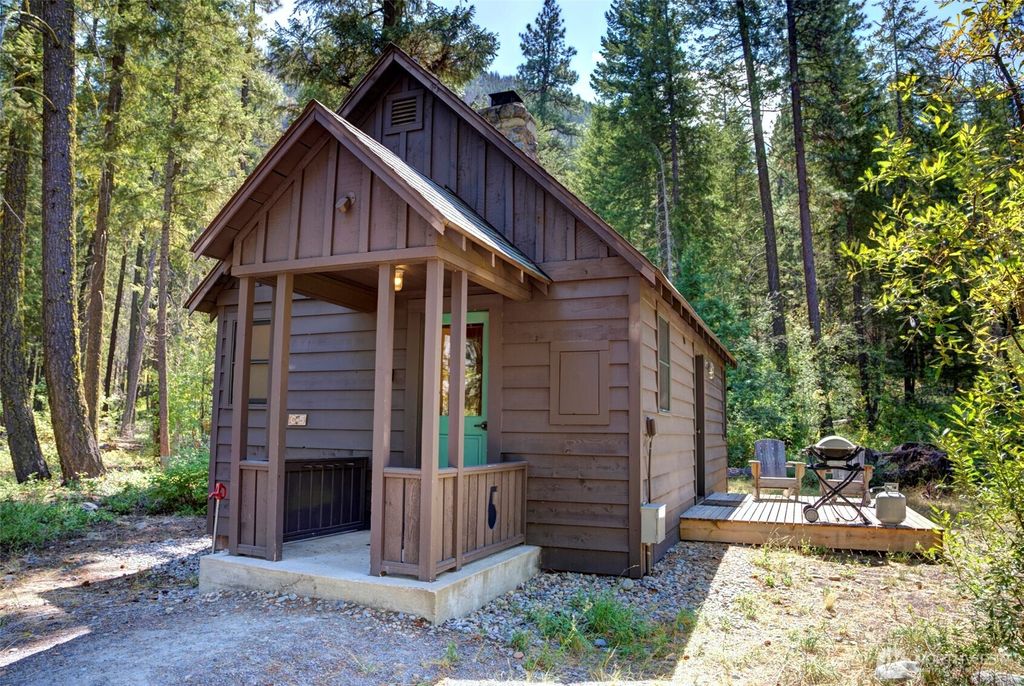 Photo of 17798 A Hwy 20 #C-5, Mazama, WA 98833 (MLS # 2485031)